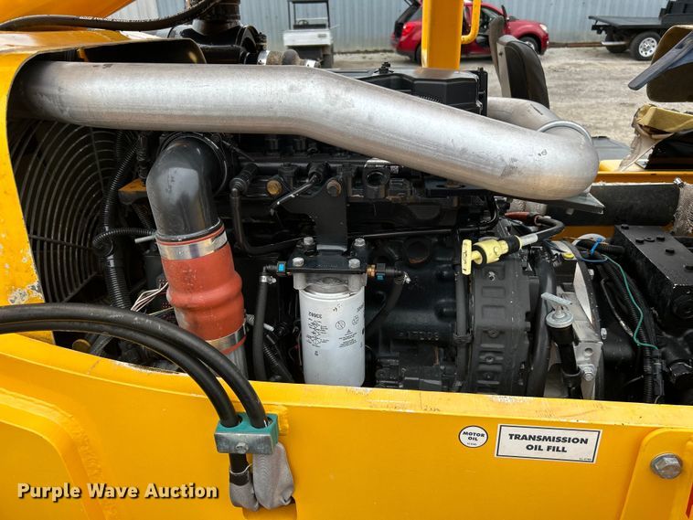 image for item EG1537 2010 Pettibone 944 telehandler