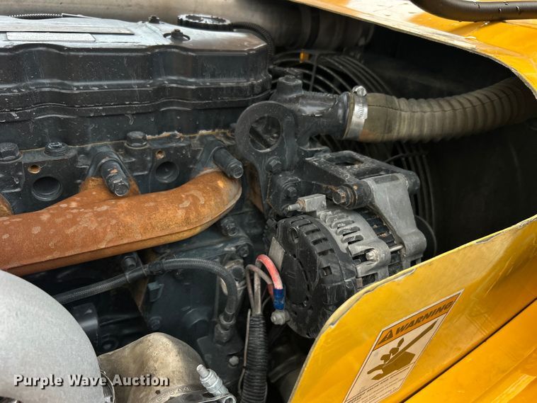 image for item EG1537 2010 Pettibone 944 telehandler