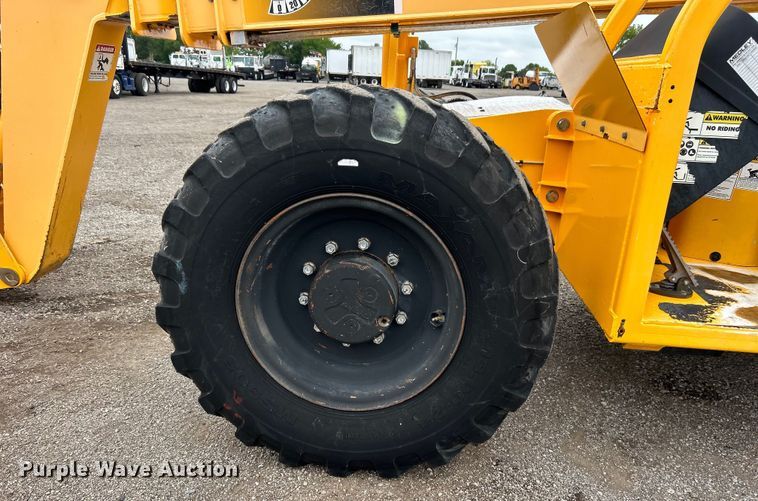 image for item EG1537 2010 Pettibone 944 telehandler