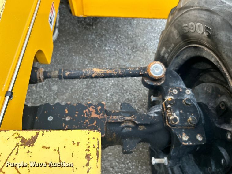 image for item EG1537 2010 Pettibone 944 telehandler