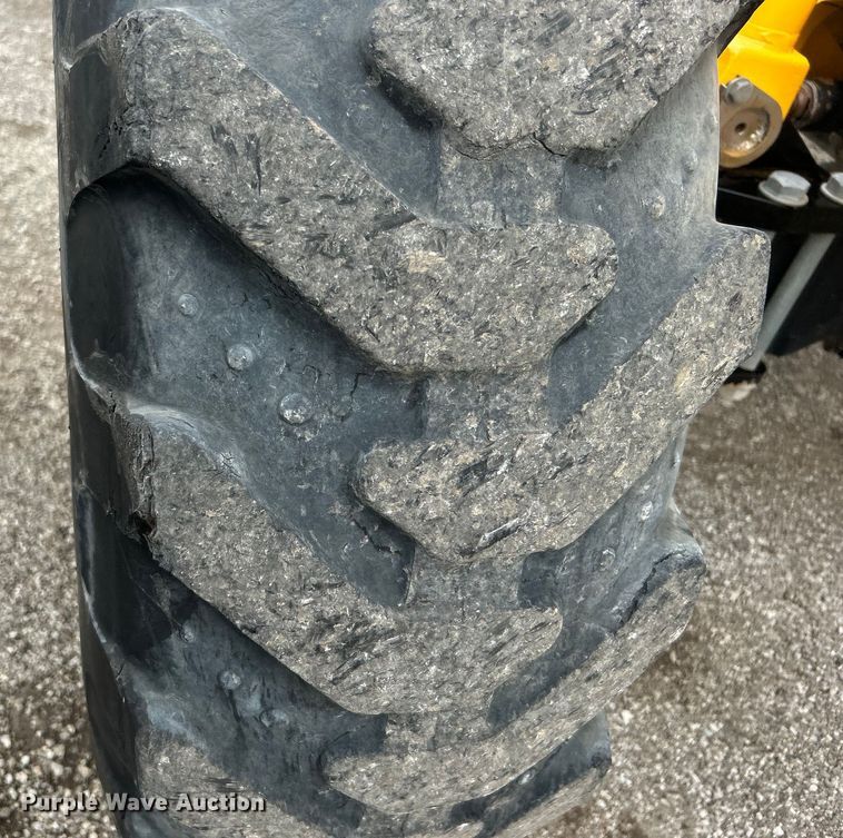 image for item EG1537 2010 Pettibone 944 telehandler