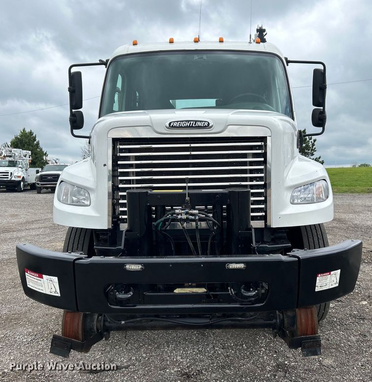 image for item EG1538 2012 Freightliner  Business Class M2 Crew Cab utility / service truck