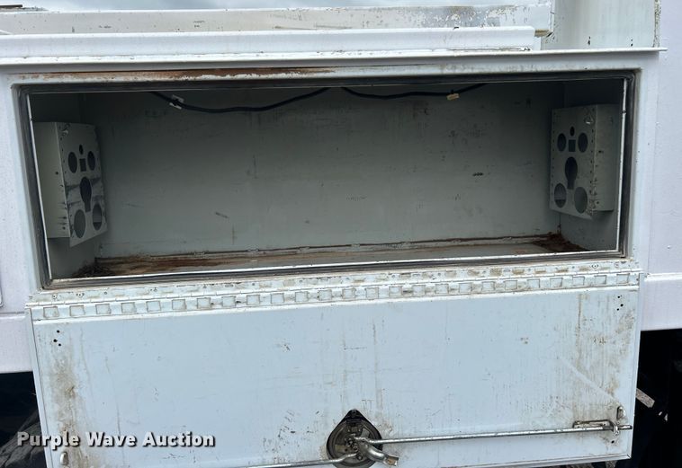 image for item EG1538 2012 Freightliner  Business Class M2 Crew Cab utility / service truck