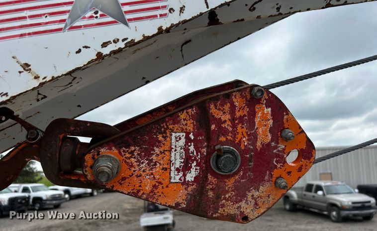 image for item EG1538 2012 Freightliner  Business Class M2 Crew Cab utility / service truck