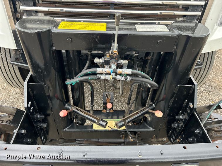 image for item EG1538 2012 Freightliner  Business Class M2 Crew Cab utility / service truck