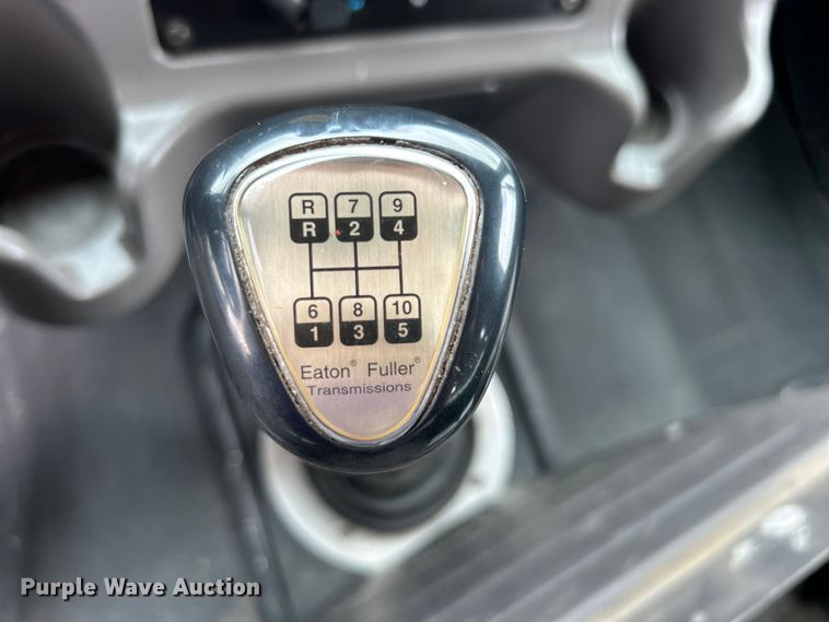 image for item EG1538 2012 Freightliner  Business Class M2 Crew Cab utility / service truck