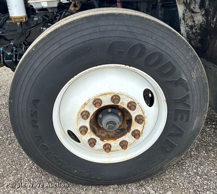 image for item EG1538 2012 Freightliner  Business Class M2 Crew Cab utility / service truck