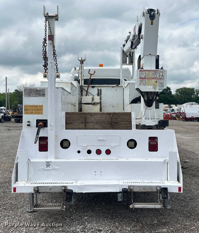 image for item EG1541 2012 Freightliner  Business Class M2 Crew Cab utility / service truck