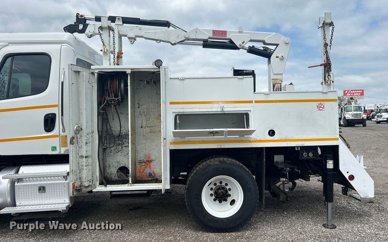 image for item EG1541 2012 Freightliner  Business Class M2 Crew Cab utility / service truck