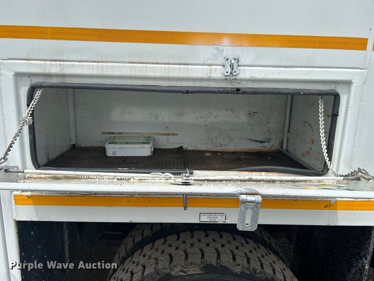 image for item EG1541 2012 Freightliner  Business Class M2 Crew Cab utility / service truck