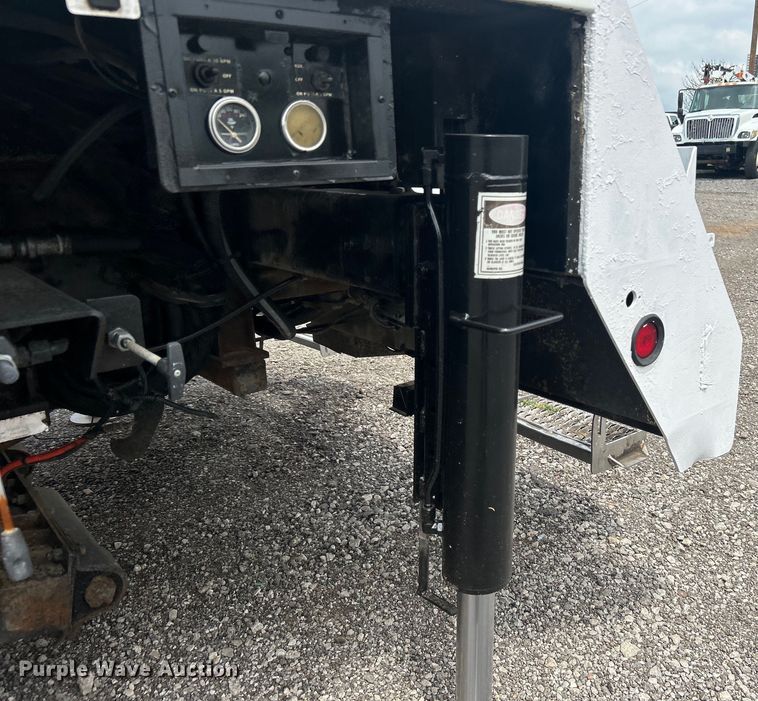 image for item EG1541 2012 Freightliner  Business Class M2 Crew Cab utility / service truck