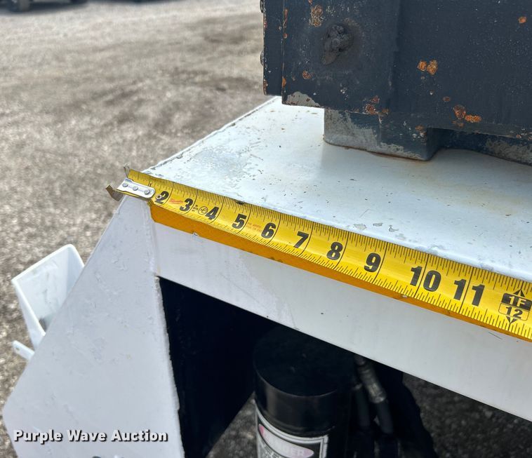 image for item EG1541 2012 Freightliner  Business Class M2 Crew Cab utility / service truck