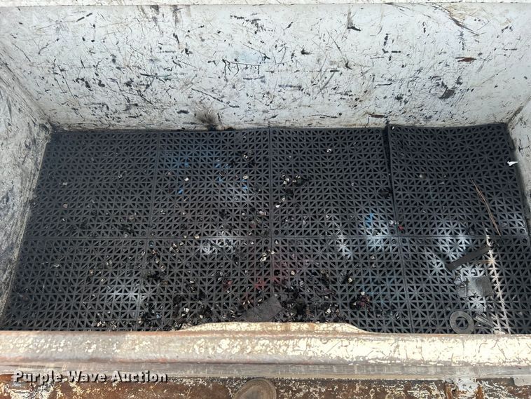 image for item EG1541 2012 Freightliner  Business Class M2 Crew Cab utility / service truck