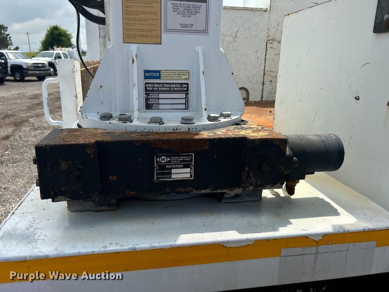 image for item EG1541 2012 Freightliner  Business Class M2 Crew Cab utility / service truck