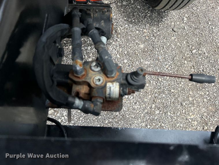 image for item EG1541 2012 Freightliner  Business Class M2 Crew Cab utility / service truck