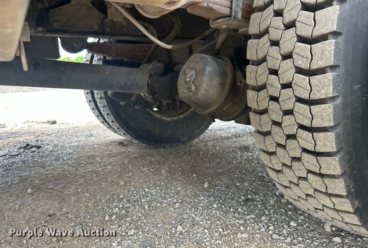 image for item EG1541 2012 Freightliner  Business Class M2 Crew Cab utility / service truck