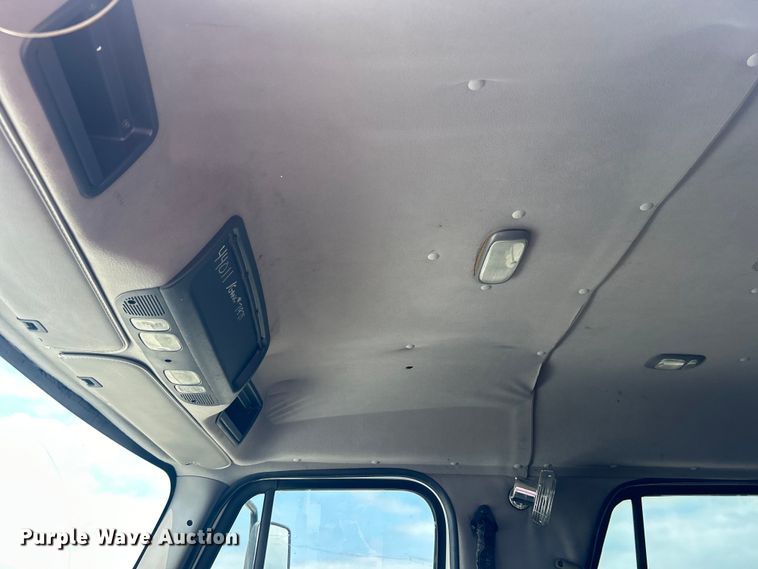 image for item EG1541 2012 Freightliner  Business Class M2 Crew Cab utility / service truck