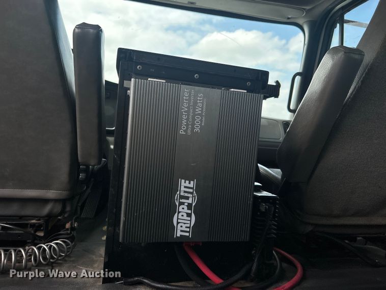 image for item EG1541 2012 Freightliner  Business Class M2 Crew Cab utility / service truck