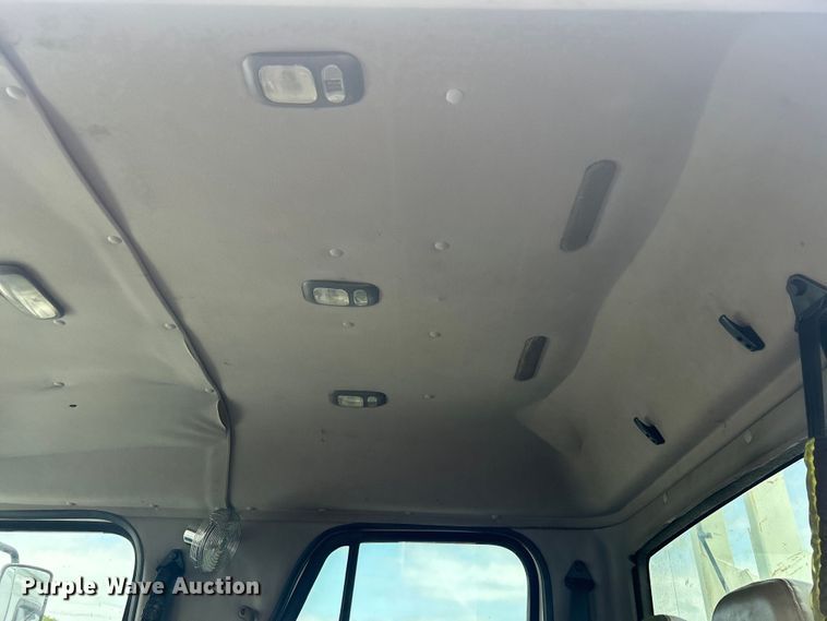 image for item EG1541 2012 Freightliner  Business Class M2 Crew Cab utility / service truck