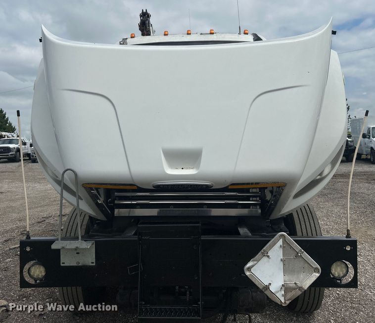 image for item EG1541 2012 Freightliner  Business Class M2 Crew Cab utility / service truck