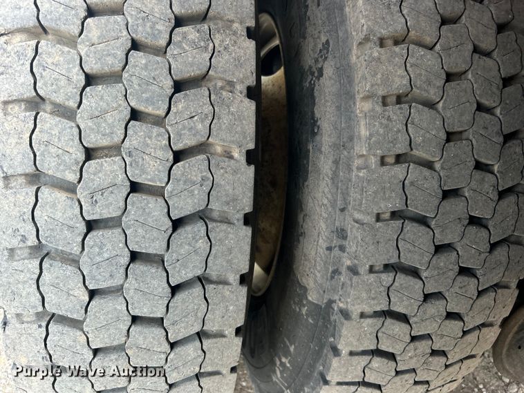 image for item EG1541 2012 Freightliner  Business Class M2 Crew Cab utility / service truck