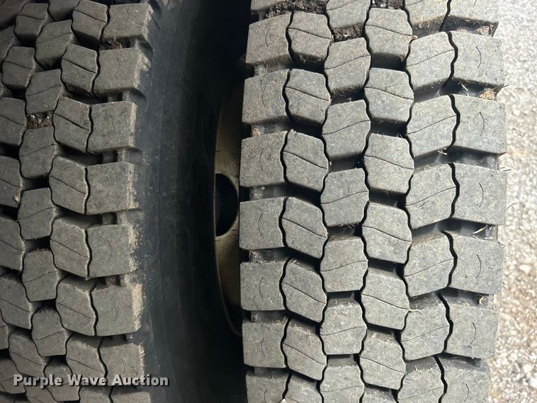 image for item EG1541 2012 Freightliner  Business Class M2 Crew Cab utility / service truck