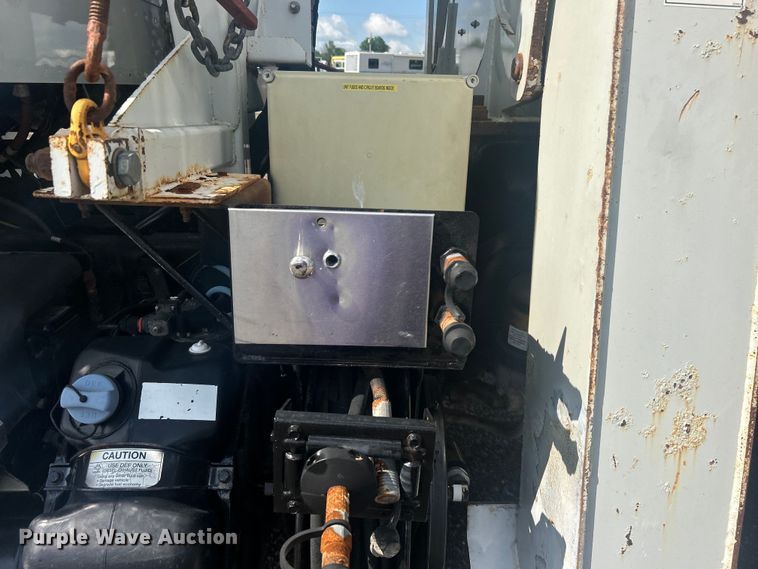 image for item EG1545 2012 Freightliner Business Class M2 crane truck