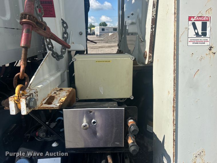 image for item EG1545 2012 Freightliner Business Class M2 crane truck