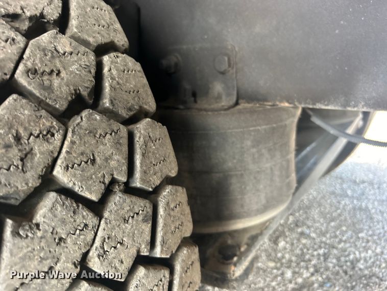 image for item EG1545 2012 Freightliner Business Class M2 crane truck