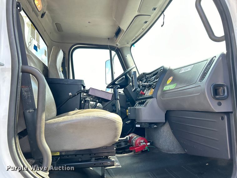 image for item EG1545 2012 Freightliner Business Class M2 crane truck