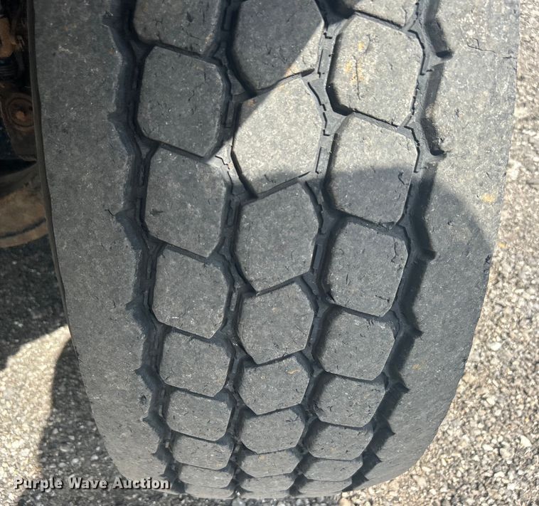 image for item EG1545 2012 Freightliner Business Class M2 crane truck