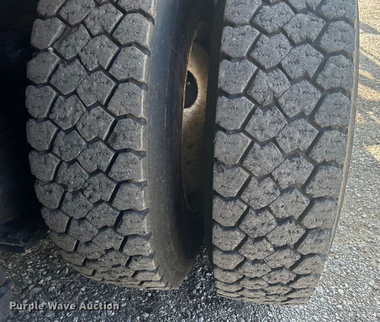 image for item EG1545 2012 Freightliner Business Class M2 crane truck