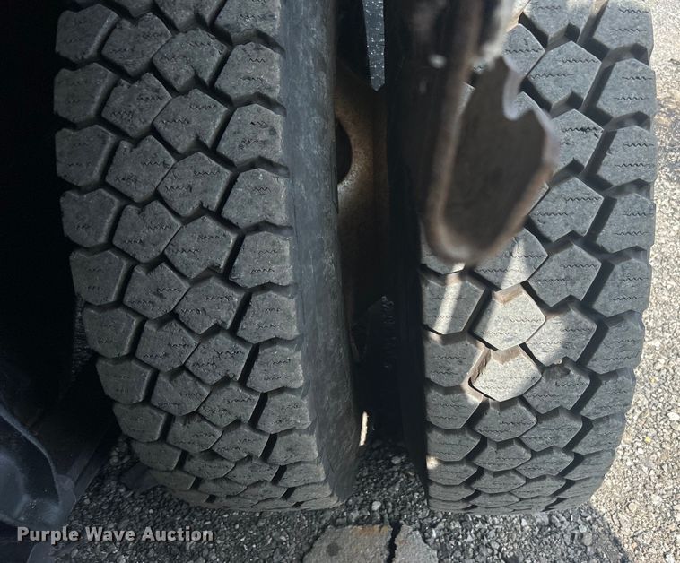 image for item EG1545 2012 Freightliner Business Class M2 crane truck