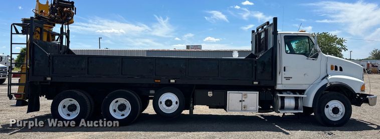 image for item EG1558 2007 Sterling  grapple crane truck