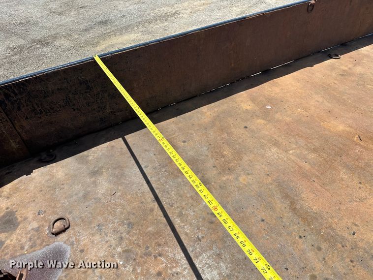 image for item EG1558 2007 Sterling  grapple crane truck