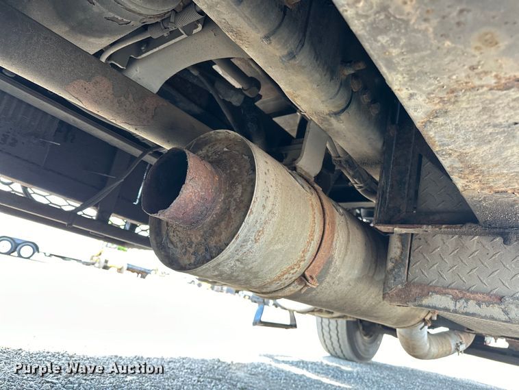 image for item EG1558 2007 Sterling  grapple crane truck