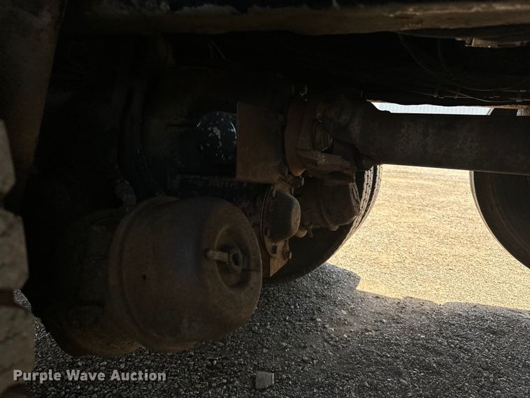 image for item EG1558 2007 Sterling  grapple crane truck