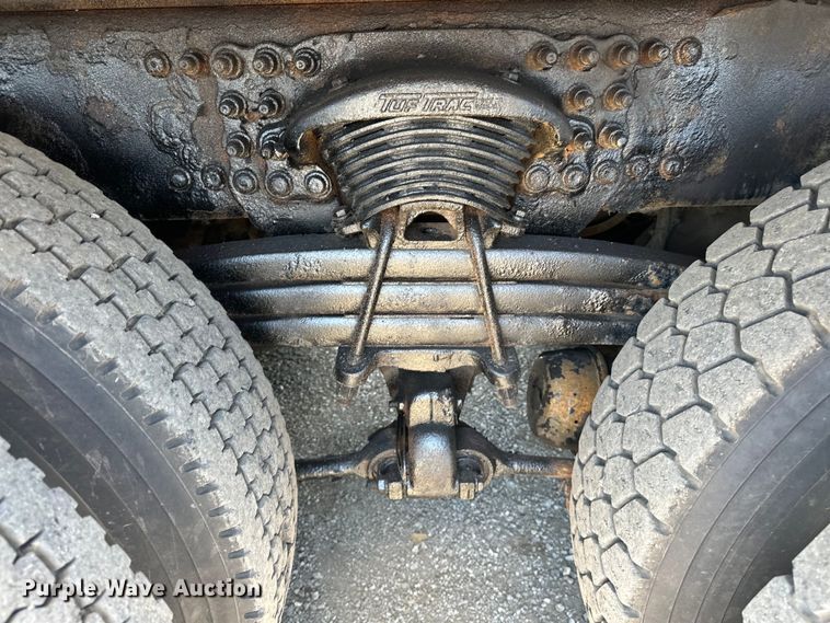 image for item EG1558 2007 Sterling  grapple crane truck