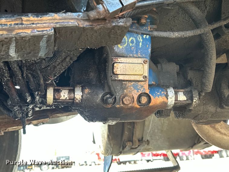 image for item EG1558 2007 Sterling  grapple crane truck