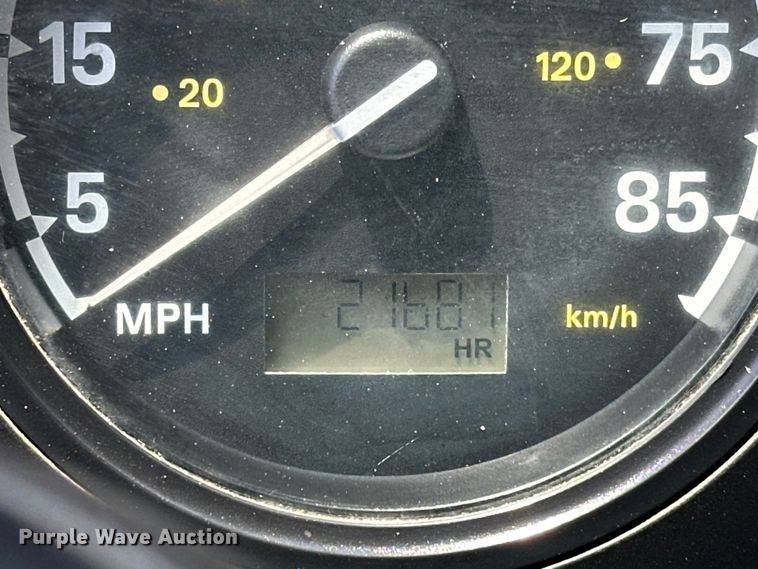 image for item EG1558 2007 Sterling  grapple crane truck