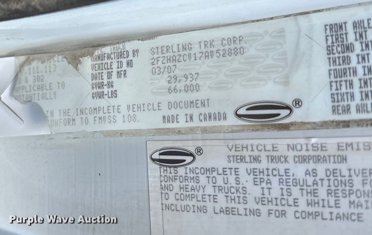 image for item EG1558 2007 Sterling  grapple crane truck