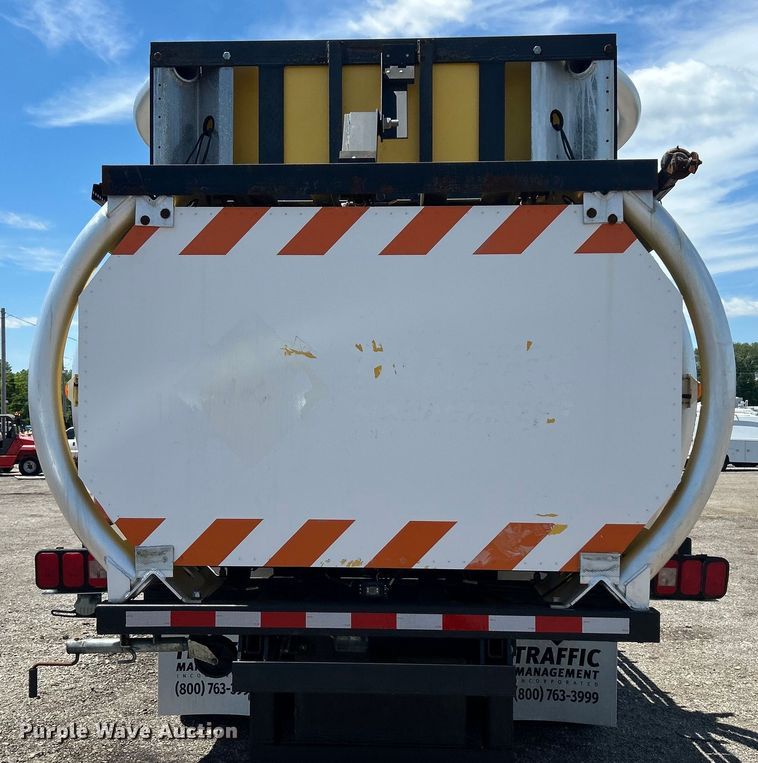 image for item EG1570 2007 Ford F650 Super Duty flatbed truck with crash attenuator