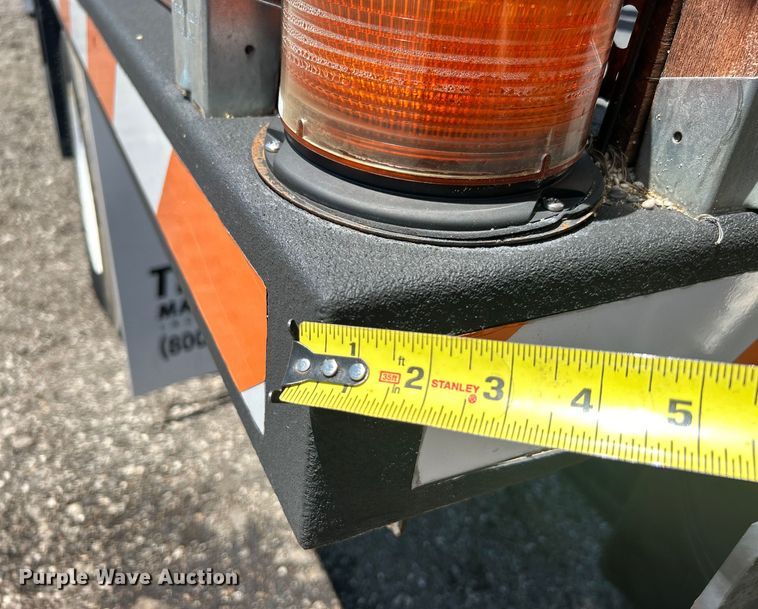 image for item EG1570 2007 Ford F650 Super Duty flatbed truck with crash attenuator