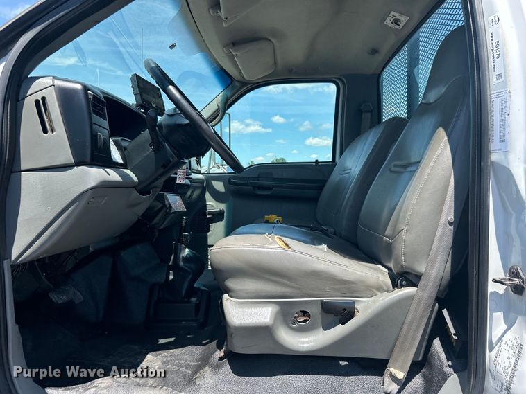 image for item EG1570 2007 Ford F650 Super Duty flatbed truck with crash attenuator