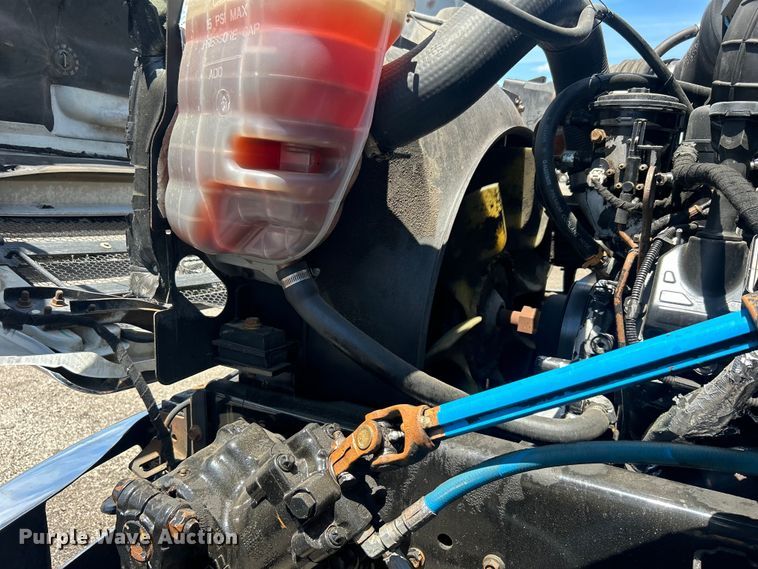 image for item EG1570 2007 Ford F650 Super Duty flatbed truck with crash attenuator