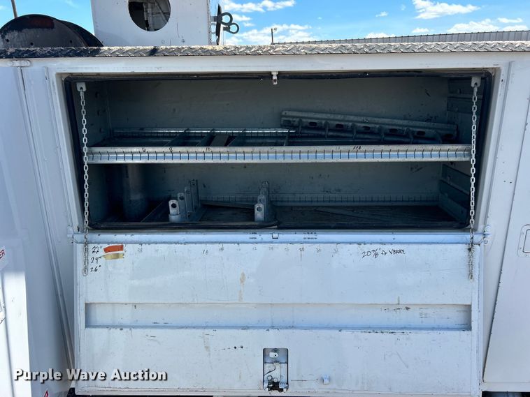 image for item EG1572 2011 Ford F750 Super Duty digger derrick truck