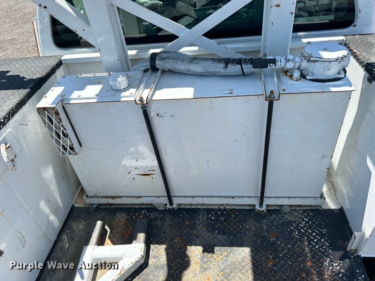 image for item EG1572 2011 Ford F750 Super Duty digger derrick truck