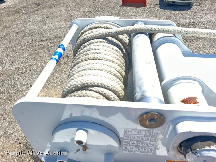 image for item EG1572 2011 Ford F750 Super Duty digger derrick truck