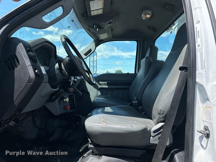 image for item EG1572 2011 Ford F750 Super Duty digger derrick truck