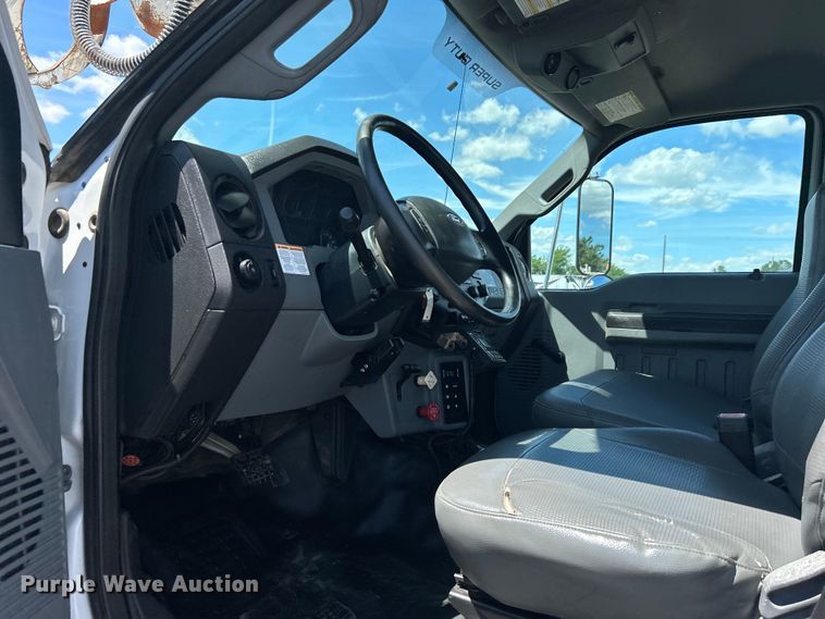 image for item EG1572 2011 Ford F750 Super Duty digger derrick truck